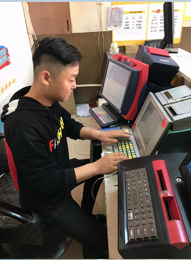 探索3D单选网，解锁数字娱乐新境界